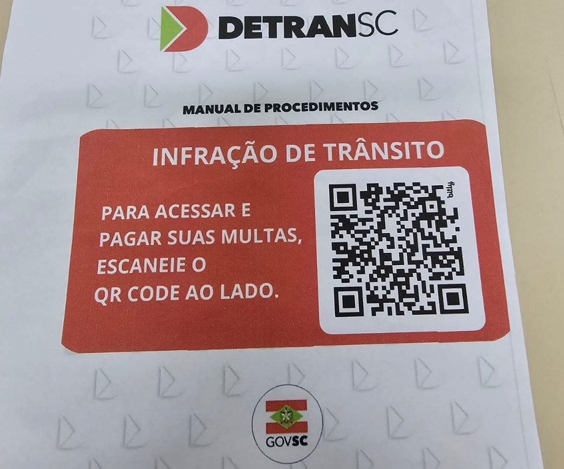 Detran/SC alerta população sobre golpe da multa no para-brisa do carro 1 Detran/SC alerta população sobre golpe da multa no para-brisa do carro