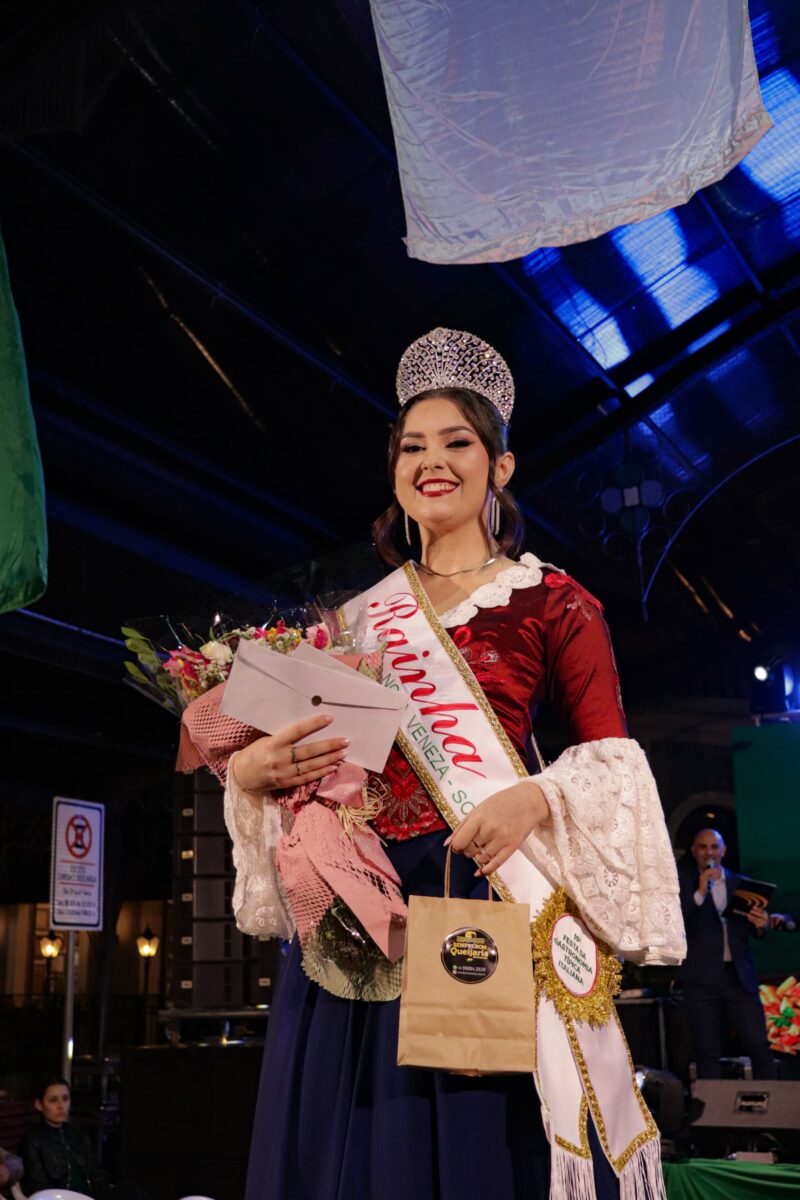 Nova corte da Festa da Gastronomia é eleita em Nova Veneza 13 Nova corte da Festa da Gastronomia é eleita em Nova Veneza