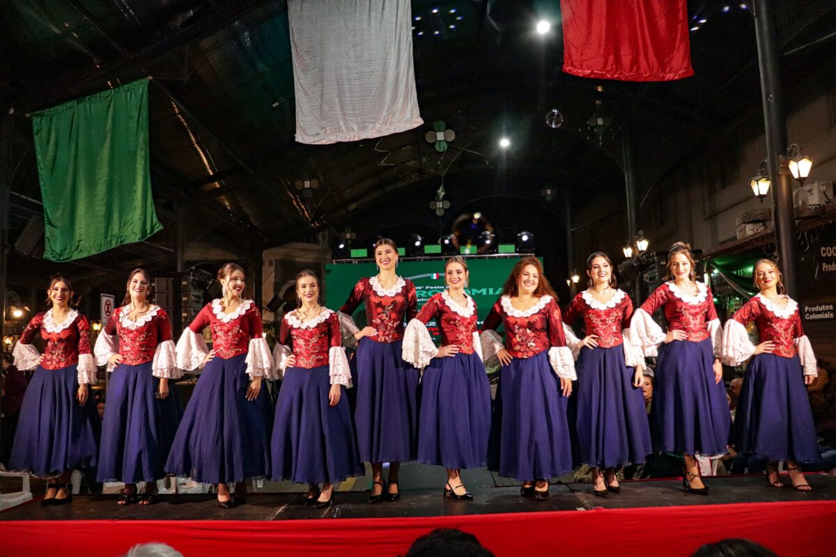 Nova corte da Festa da Gastronomia é eleita em Nova Veneza 17 Nova corte da Festa da Gastronomia é eleita em Nova Veneza
