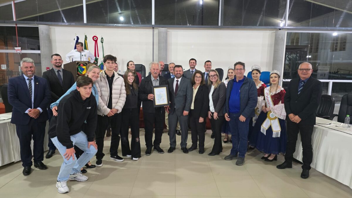 Câmara de Vereadores realiza sessão em homenagem aos 60 anos do distrito de São Bento Baixo 3 Câmara de Vereadores realiza sessão em homenagem aos 60 anos do distrito de São Bento Baixo