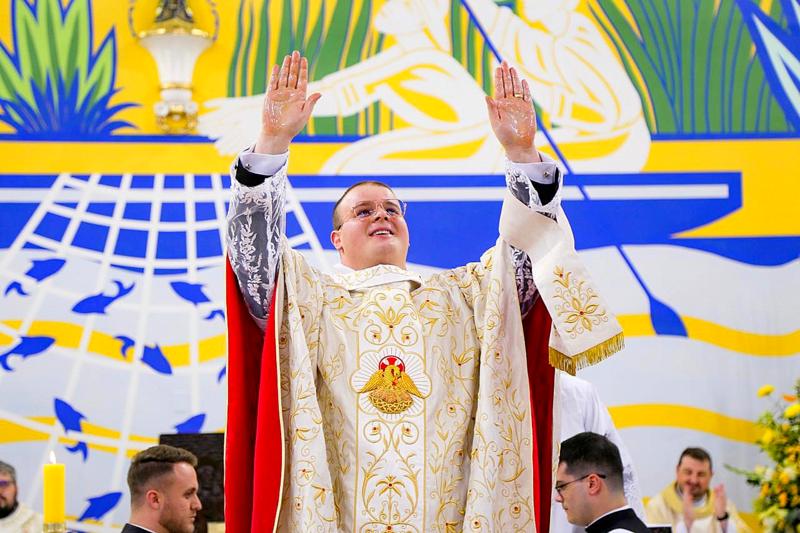 Diocese de Criciúma celebra ordenação presbiteral do diácono Junior 1 Diocese de Criciúma celebra ordenação presbiteral do diácono Junior