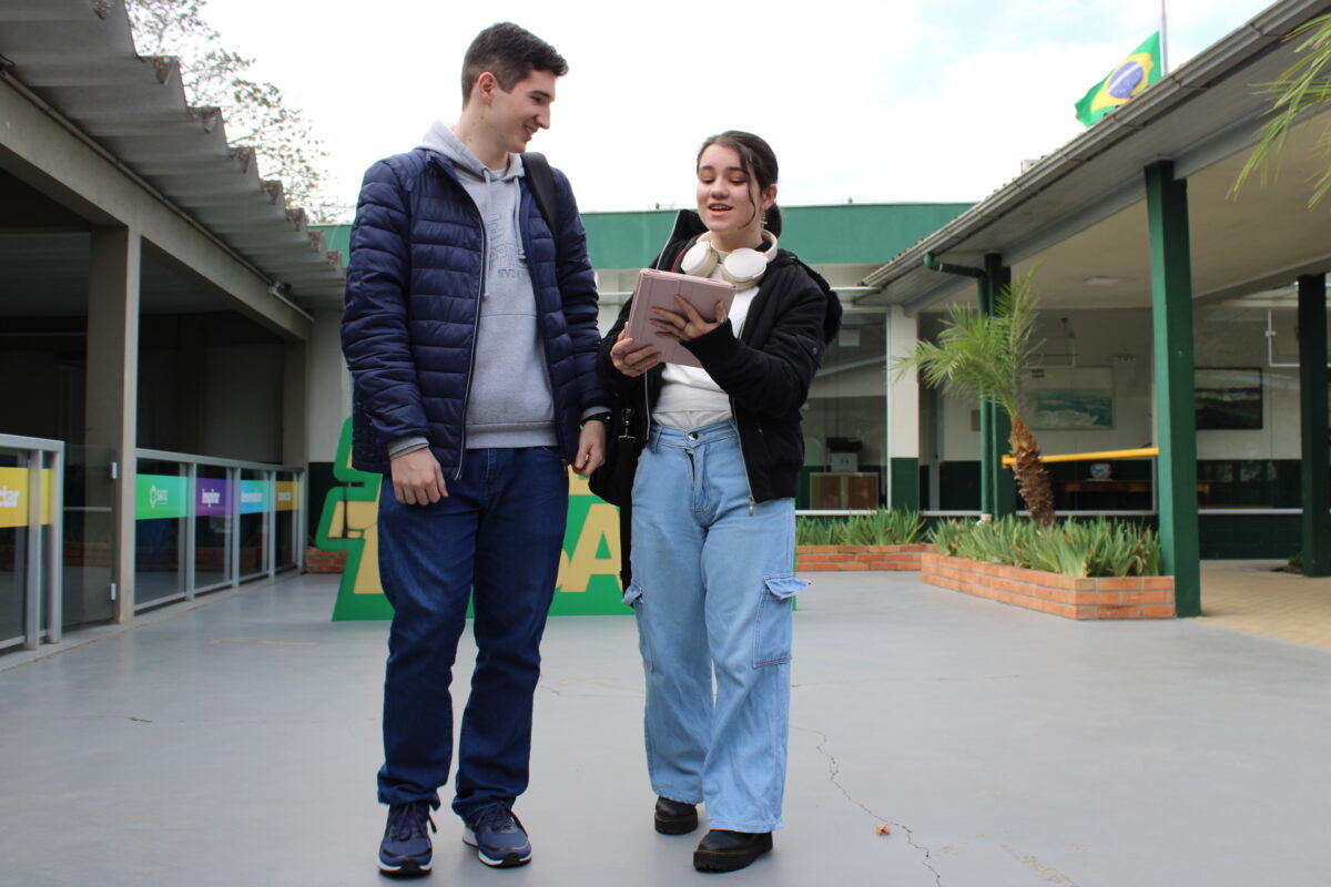 Alunos que desejam concorrer ao Prouni 2026 precisam se inscrever no Enem até 13 de junho 1 Alunos que desejam concorrer ao Prouni 2026 precisam se inscrever no Enem até 13 de junho