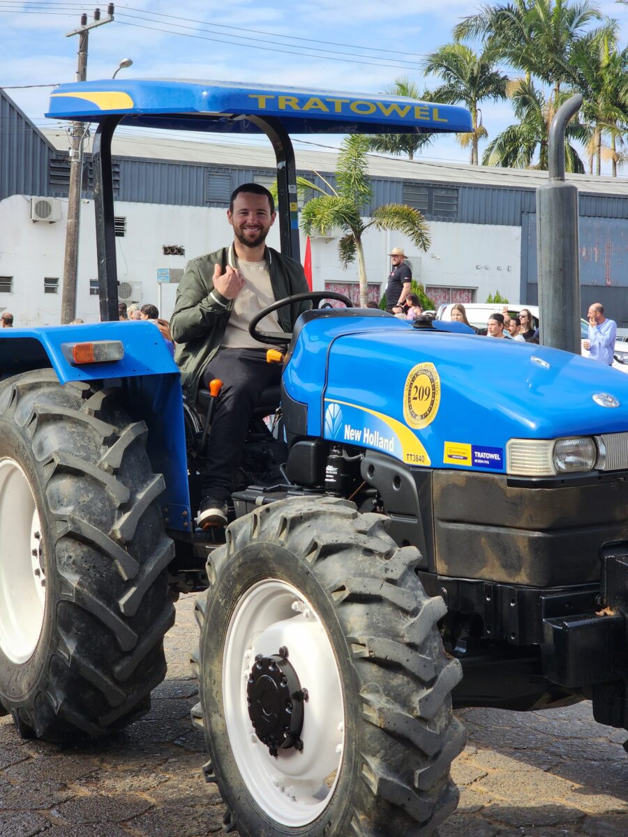 Quase 300 tratores participam do tradicional desfile de máquinas agrícolas em Nova Veneza 86 Quase 300 tratores participam do tradicional desfile de máquinas agrícolas em Nova Veneza