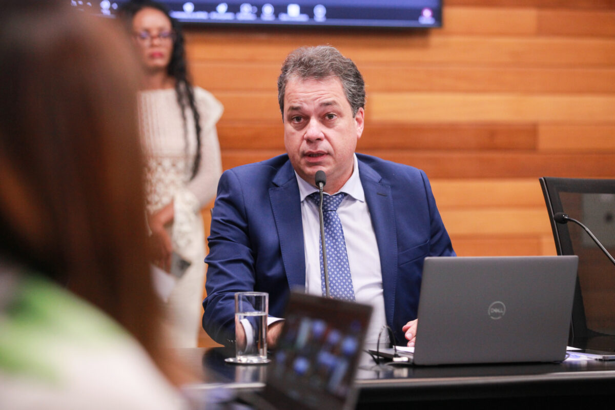 Deputado Minotto propõe Lei "Cezar Maurício Ferreira" para prevenir tragédias em abordagens policiais 1 Deputado Minotto propõe Lei "Cezar Maurício Ferreira" para prevenir tragédias em abordagens policiais