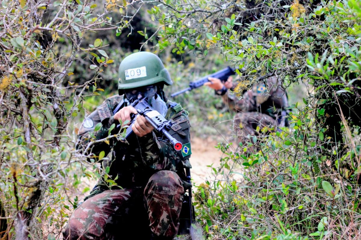 Exército Brasileiro realiza simulação militar na região da barragem do Rio São Bento 1 Exército Brasileiro realiza simulação militar na região da barragem do Rio São Bento