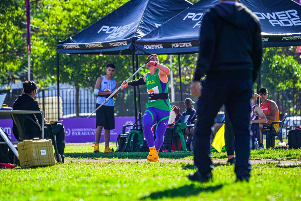 Atleta de Nova Veneza brilha no Ibero-Americano Sub-18 e conquista prata no lançamento de dardo 4 Atleta de Nova Veneza brilha no Ibero-Americano Sub-18 e conquista prata no lançamento de dardo