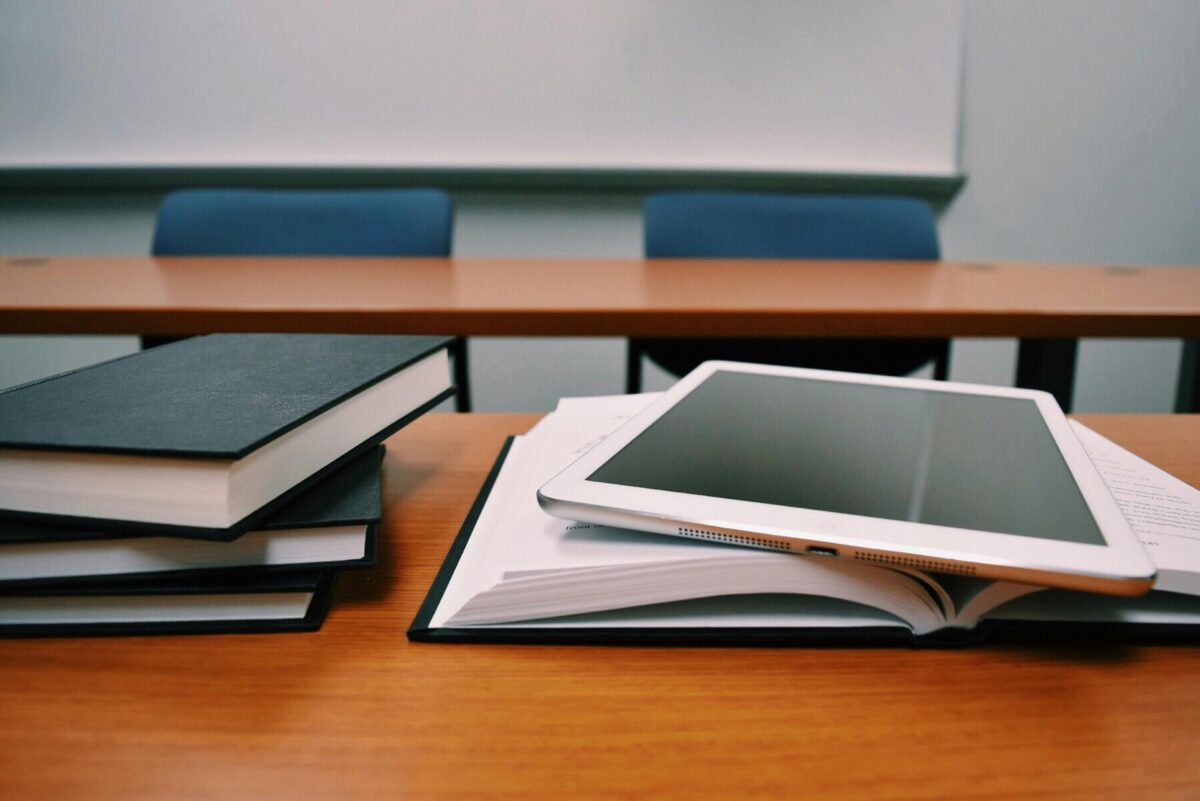 IFSC abre inscrições para duas pós EaD: em Gestão de Riscos e Desastres e em Mídias Integradas na Educação 1 IFSC abre inscrições para duas pós EaD: em Gestão de Riscos e Desastres e em Mídias Integradas na Educação