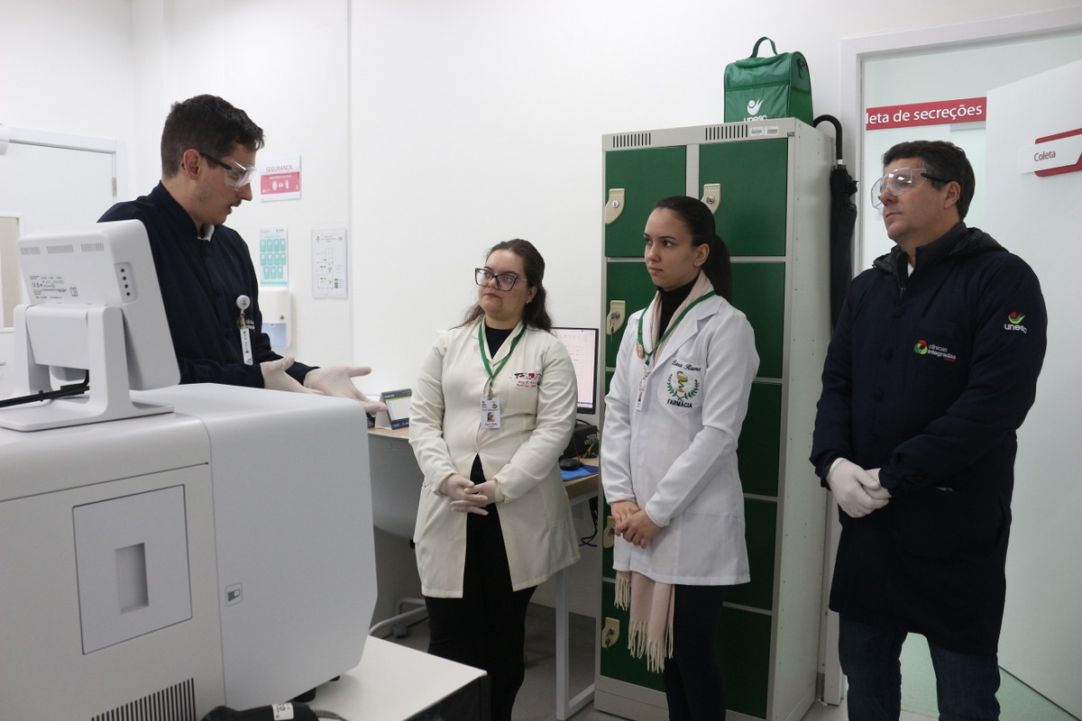 Laboratório de Análises Clínicas da Unesc recebe avaliação de excelência no serviço prestado 2 Laboratório de Análises Clínicas da Unesc recebe avaliação de excelência no serviço prestado