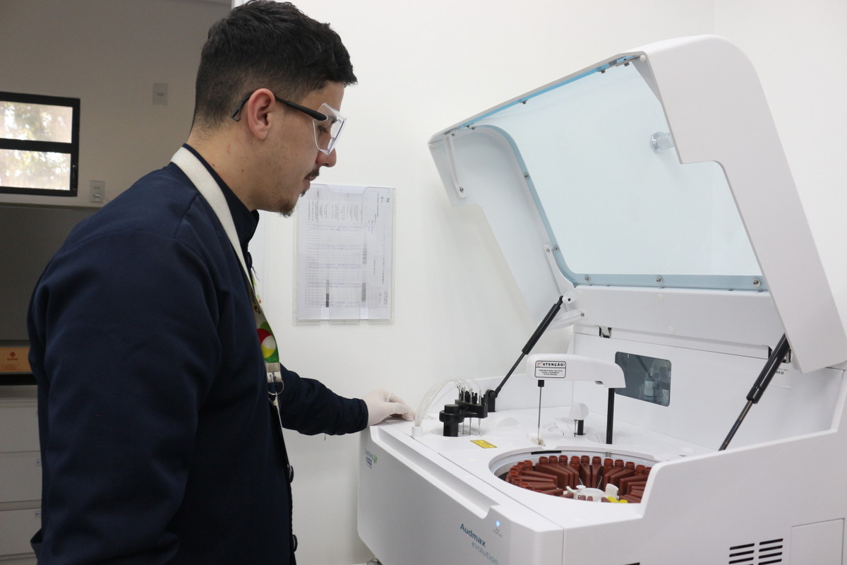 Laboratório de Análises Clínicas da Unesc recebe avaliação de excelência no serviço prestado 5 Laboratório de Análises Clínicas da Unesc recebe avaliação de excelência no serviço prestado