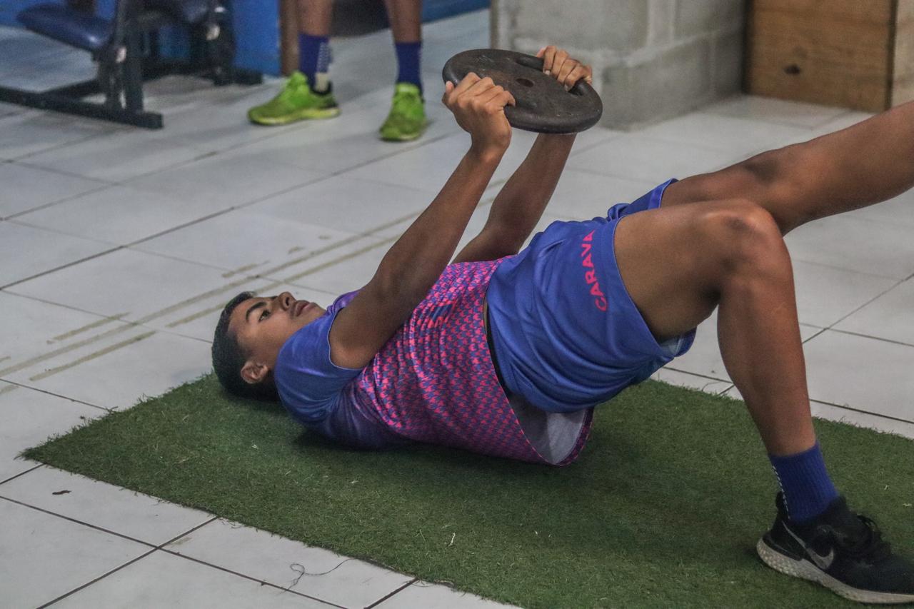 Caravaggio inicia preparação para a Copa SC