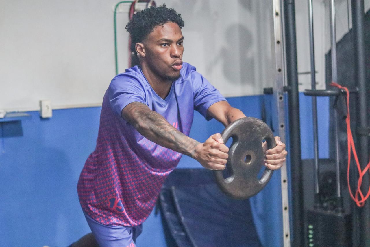 Caravaggio inicia preparação para a Copa SC