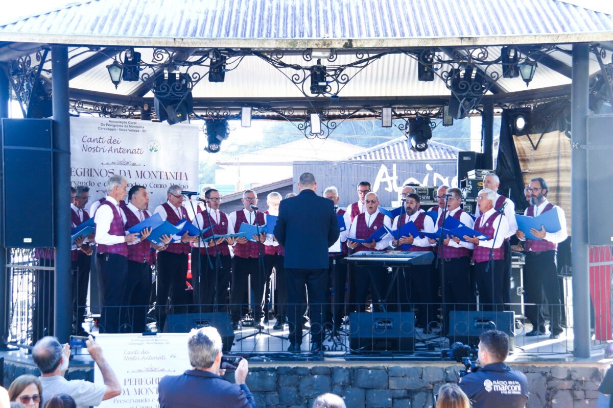 Coral Peregrinos da Montanha celebra 47 anos de história e tradição em Nova Veneza 1 Coral Peregrinos da Montanha celebra 47 anos de história e tradição em Nova Veneza