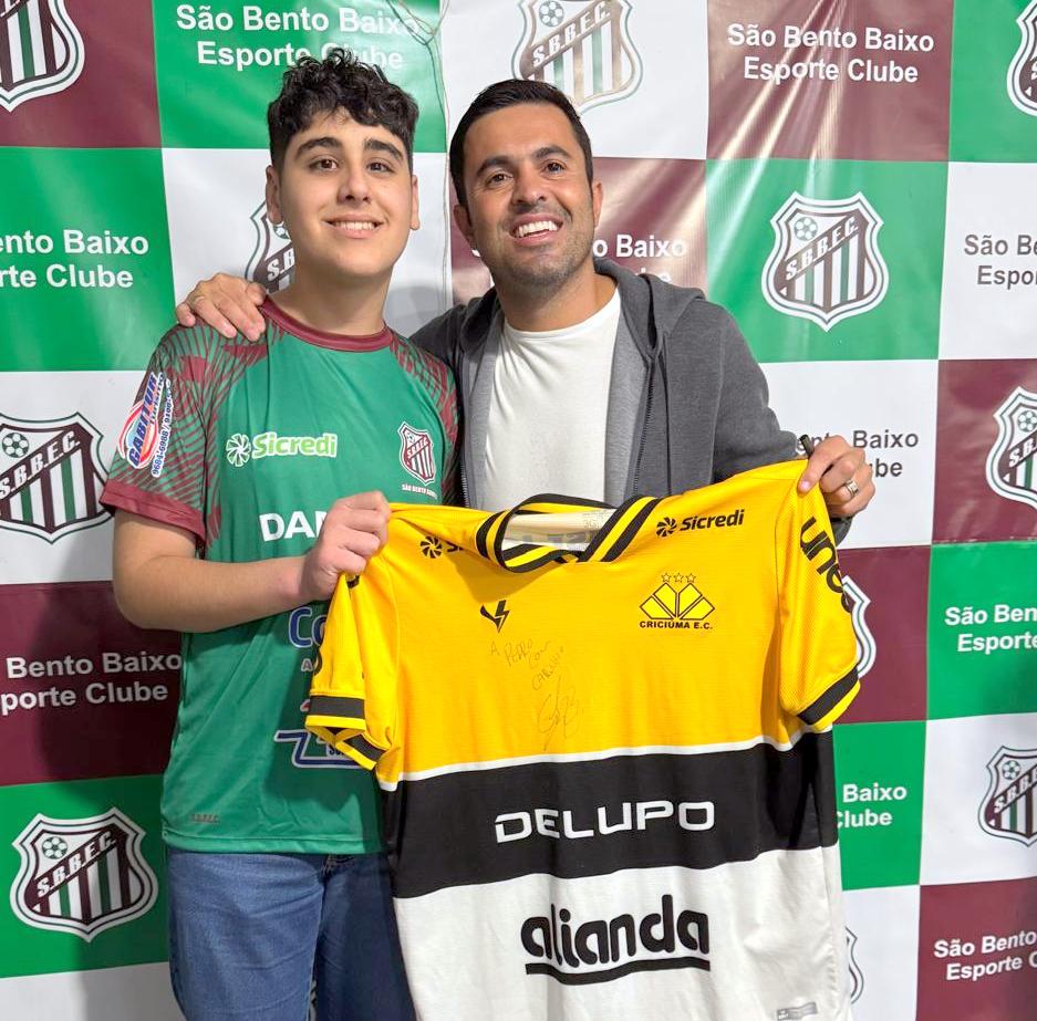 Entrega de uniformes reforça inclusão e organização nas escolinhas do São Bento Baixo 12 Entrega de uniformes reforça inclusão e organização nas escolinhas do São Bento Baixo