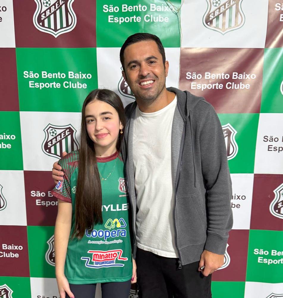 Entrega de uniformes reforça inclusão e organização nas escolinhas do São Bento Baixo 16 Entrega de uniformes reforça inclusão e organização nas escolinhas do São Bento Baixo