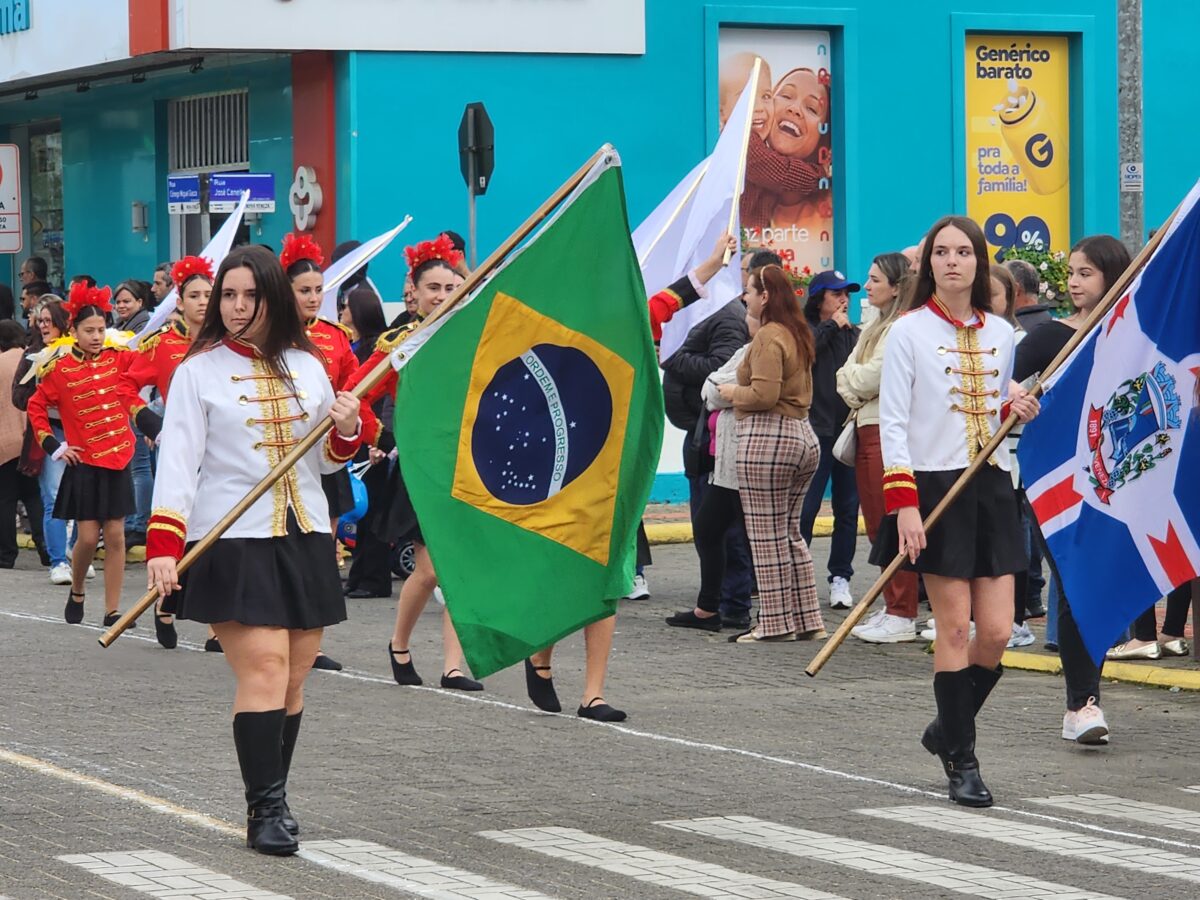 Mais de 200 fotos do desfile de 7 de Setembro em Nova Veneza 189 Mais de 200 fotos do desfile de 7 de Setembro em Nova Veneza