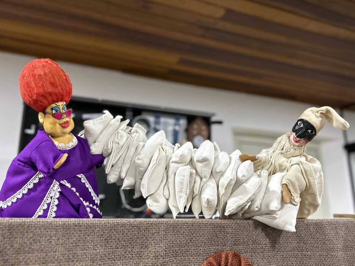 Espetáculo "Pulcinella no canto da cidade" inicia circulação por Nova Veneza nesta sexta-feira