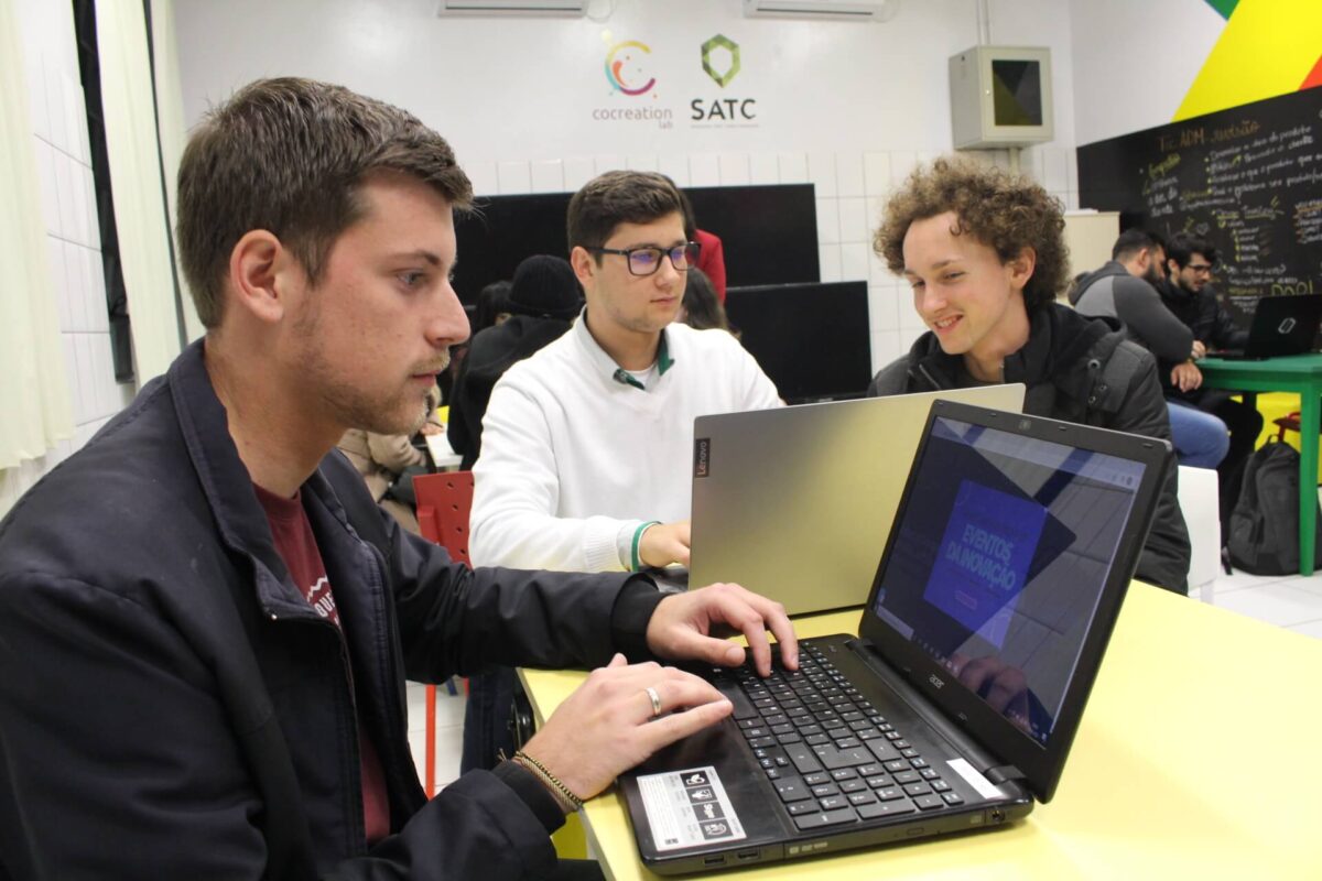 UniSatc lança bacharelado em Inteligência Artificial para 2026
