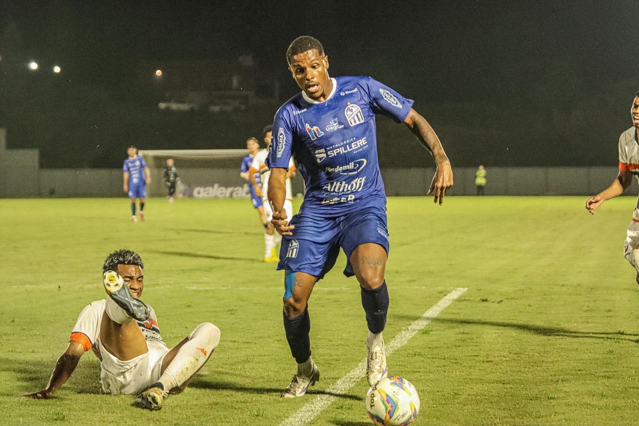 Caravaggio vence a segunda seguida na Copa SC 4 Caravaggio vence a segunda seguida na Copa SC