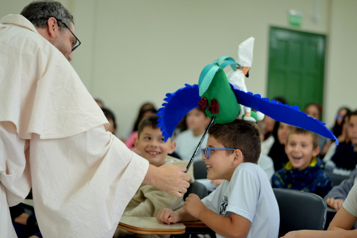 Domingo tem espetáculo de teatro de gratuito na Rua Coberta em Nova Veneza 1 Domingo tem espetáculo de teatro de gratuito na Rua Coberta em Nova Veneza