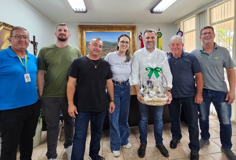 Secretário Jerry Comper visita Nova Veneza e acompanha melhorias em rodovias do município 1 Secretário Jerry Comper visita Nova Veneza e acompanha melhorias em rodovias do município