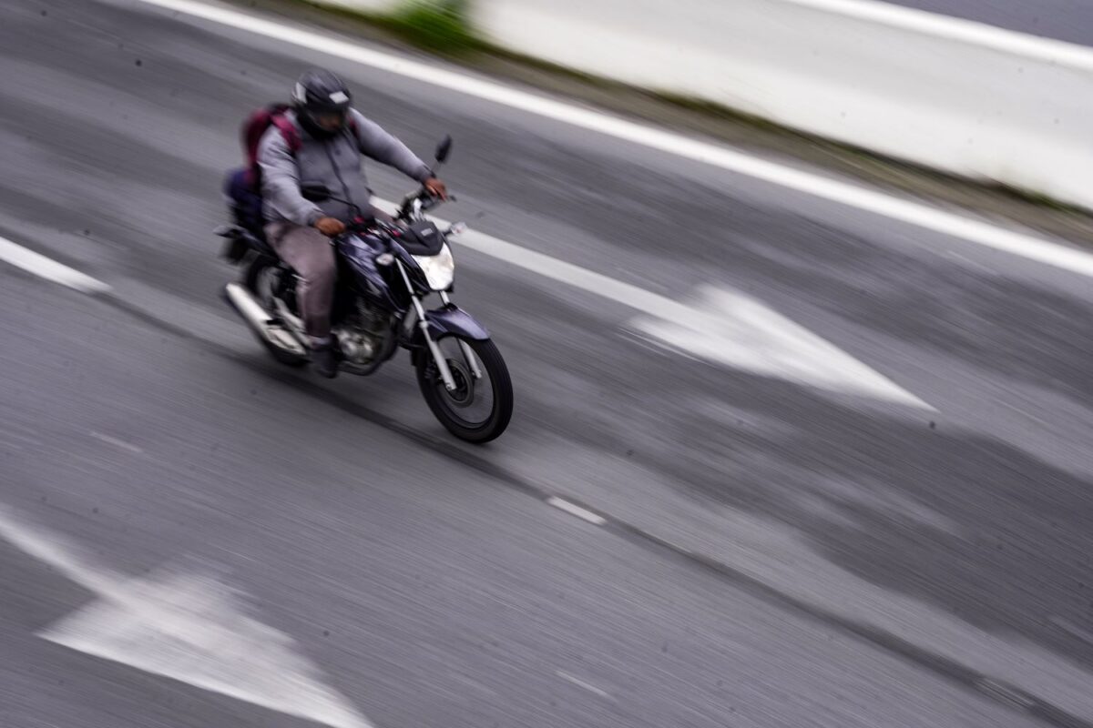 CNH Emprego na Pista oferece vagas para habilitação e qualificação profissional em várias cidades de SC 1 CNH Emprego na Pista oferece vagas para habilitação e qualificação profissional em várias cidades de SC