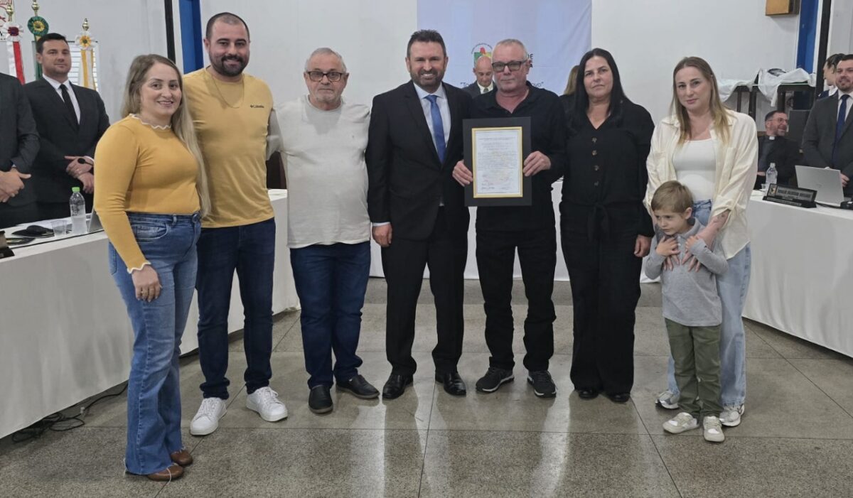 Câmara de Nova Veneza realiza sessão itinerante em Caravaggio pelos 40 anos de criação do distrito 3 Câmara de Nova Veneza realiza sessão itinerante em Caravaggio pelos 40 anos de criação do distrito