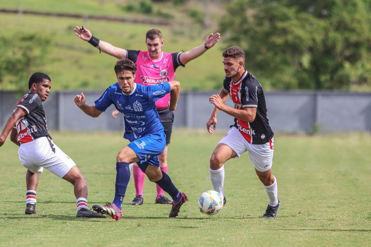 Caravaggio está na final da Copa SC Sub-20 7 Caravaggio está na final da Copa SC Sub-20