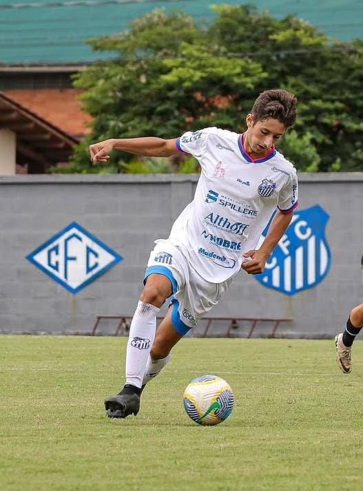 Projeto Sementes para o Futuro revela talentos que avançam no Caravaggio