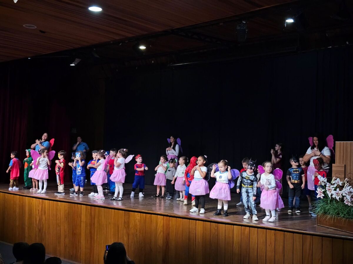 Festa da Família reúne comunidade no Palazzo Delle Acque em noite de celebração e integração 10 Festa da Família reúne comunidade no Palazzo Delle Acque em noite de celebração e integração