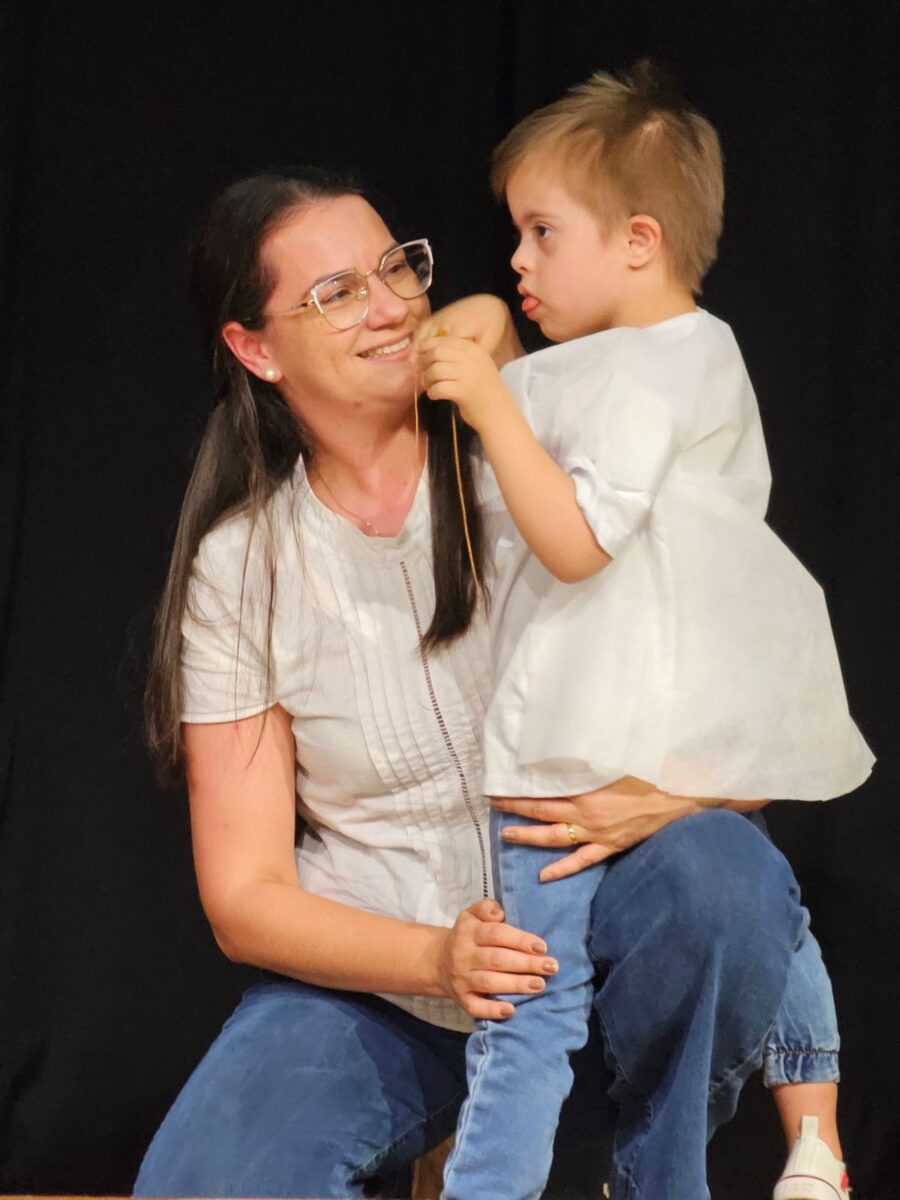 Festa da Família reúne comunidade no Palazzo Delle Acque em noite de celebração e integração 3 Festa da Família reúne comunidade no Palazzo Delle Acque em noite de celebração e integração