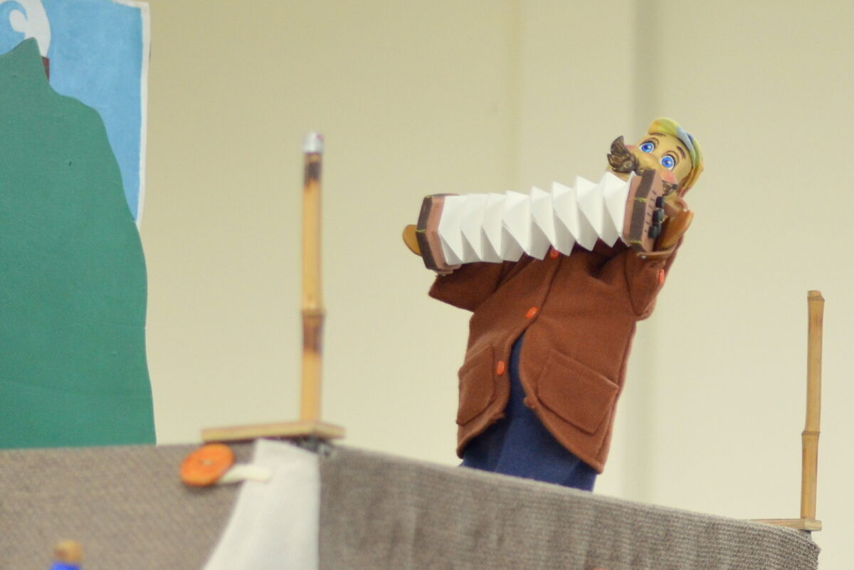 "Pulcinella no canto da cidade" realiza a última apresentação da circulação em Nova Veneza