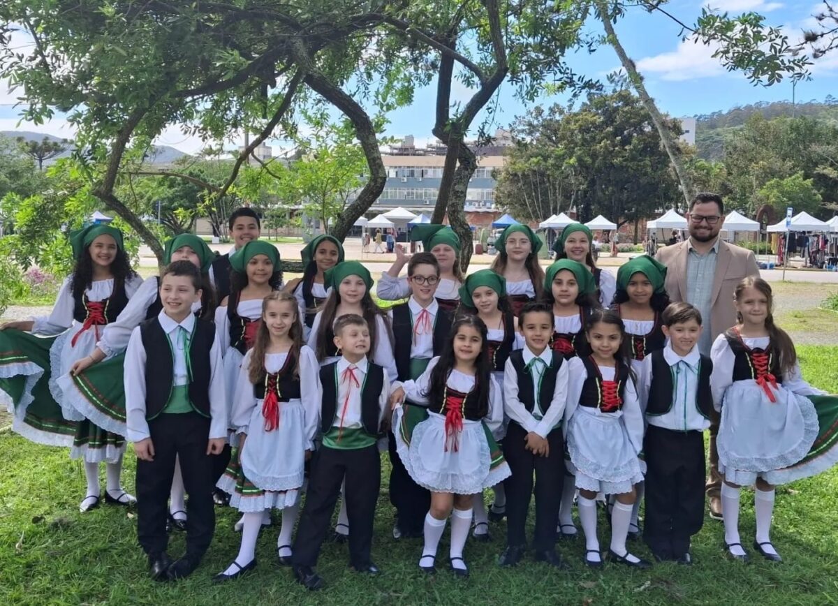 Coral Pequenos Peregrinos representa Nova Veneza em eventos internacionais e celebra agenda intensa até o fim do ano 1 Coral Pequenos Peregrinos representa Nova Veneza em eventos internacionais e celebra agenda intensa até o fim do ano