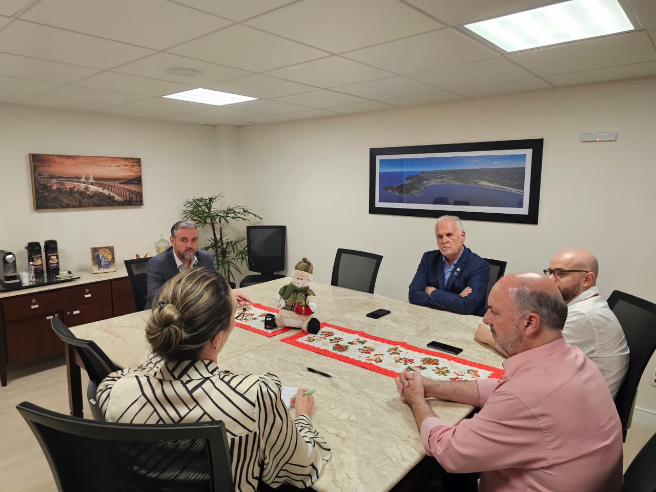 Prefeita de Nova Veneza cumpre agenda em Florianópolis e garante mais de R$ 5 milhões em emendas para o município