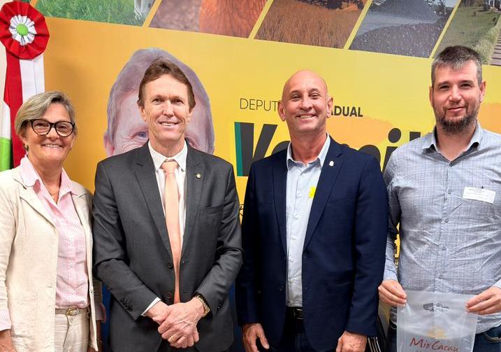 Elton Nuernberg garante recursos e encaminha demandas em agenda na capital 1 Elton Nuernberg garante recursos e encaminha demandas em agenda na capital