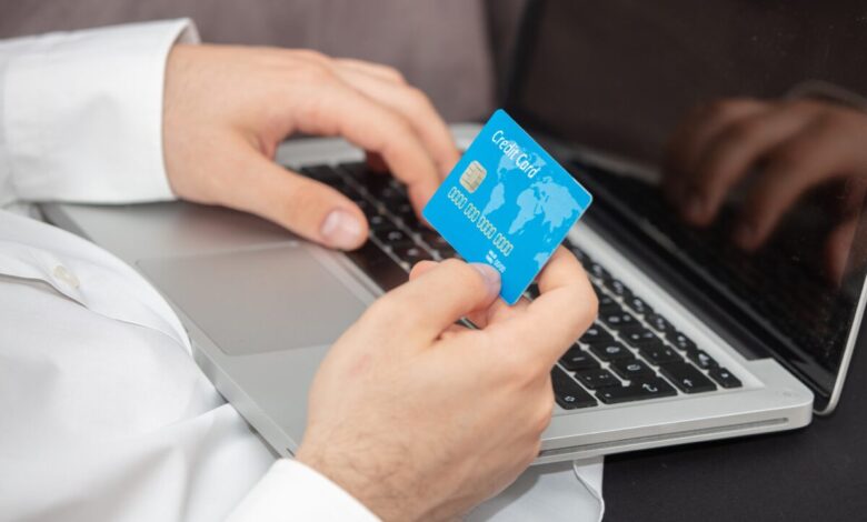 Cartão para empresa ajuda a centralizar gastos e melhorar controle financeiro