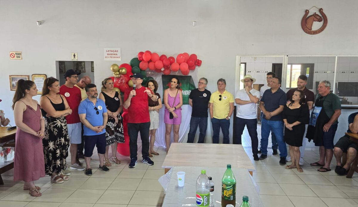 MDB de Nova Veneza reúne lideranças em confraternização no CTG Fronteira da Serra