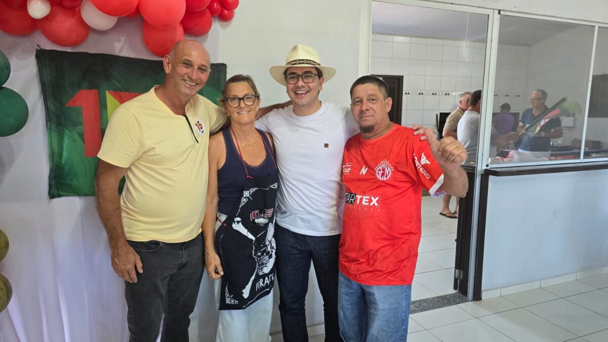 MDB de Nova Veneza reúne lideranças em confraternização no CTG Fronteira da Serra