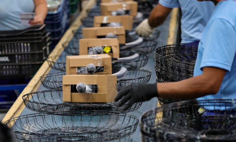 Santa Catarina cresce acima da média nacional em indústria, comércio e serviços