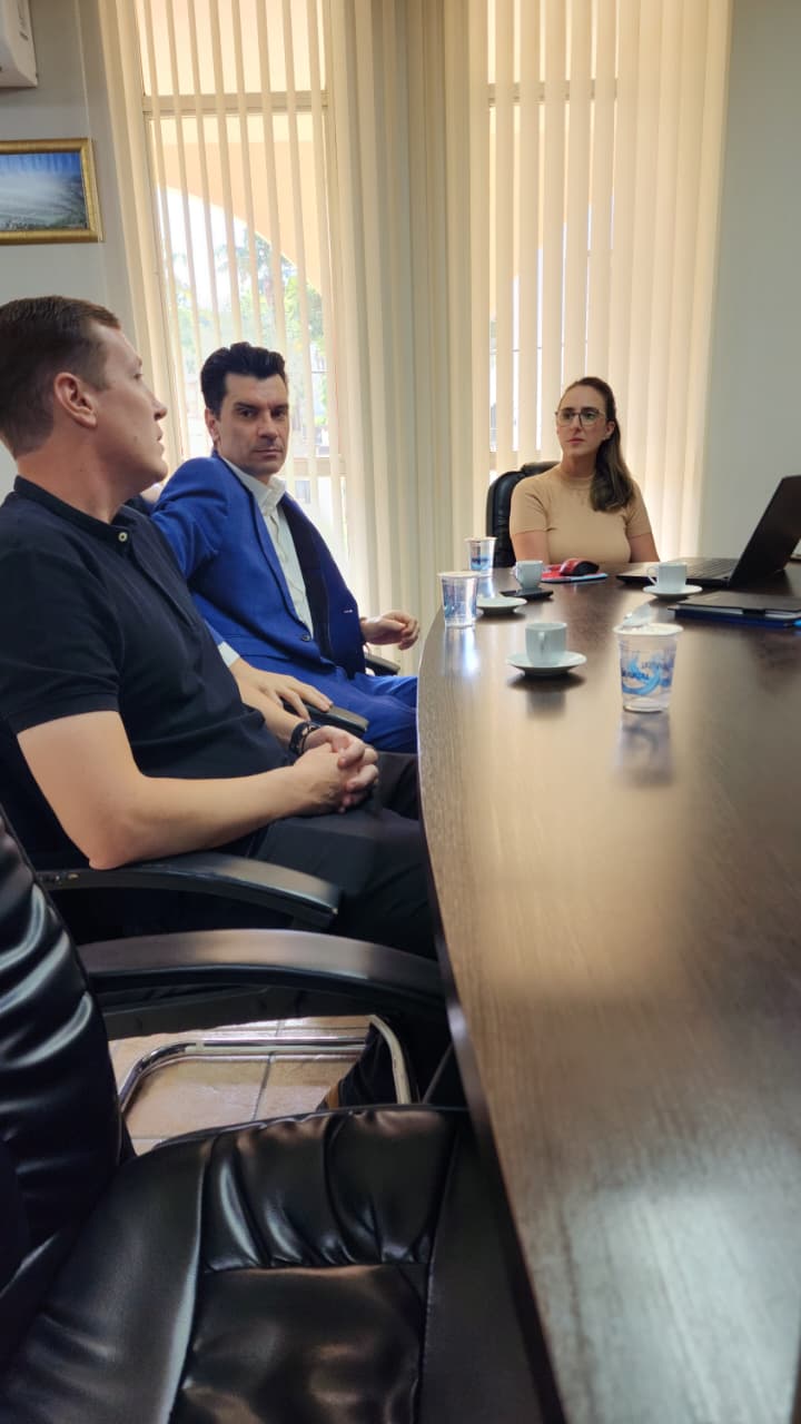 Em Nova Veneza, prefeita e delegado-geral da Polícia Civil tratam de nova delegacia 3 Em Nova Veneza, prefeita e delegado-geral da Polícia Civil tratam de nova delegacia