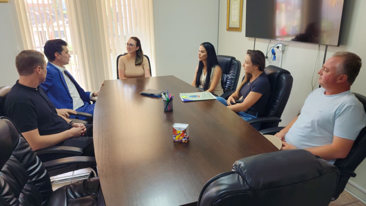 Em Nova Veneza, prefeita e delegado-geral da Polícia Civil tratam de nova delegacia 8 Em Nova Veneza, prefeita e delegado-geral da Polícia Civil tratam de nova delegacia