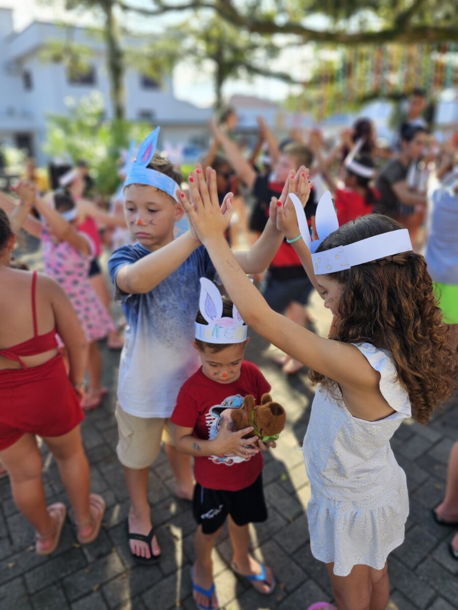 Brincadeiras e diversão em São Bento Baixo encerram programação de Páscoa em Nova Veneza 20 Brincadeiras e diversão em São Bento Baixo encerram programação de Páscoa em Nova Veneza