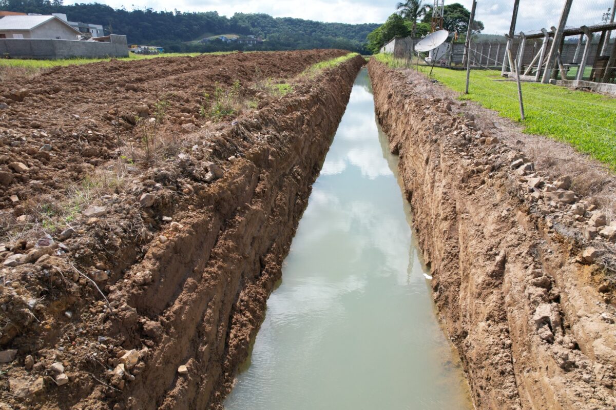 Obra de drenagem de R$ 250 mil busca reduzir alagamentos em Nova Veneza