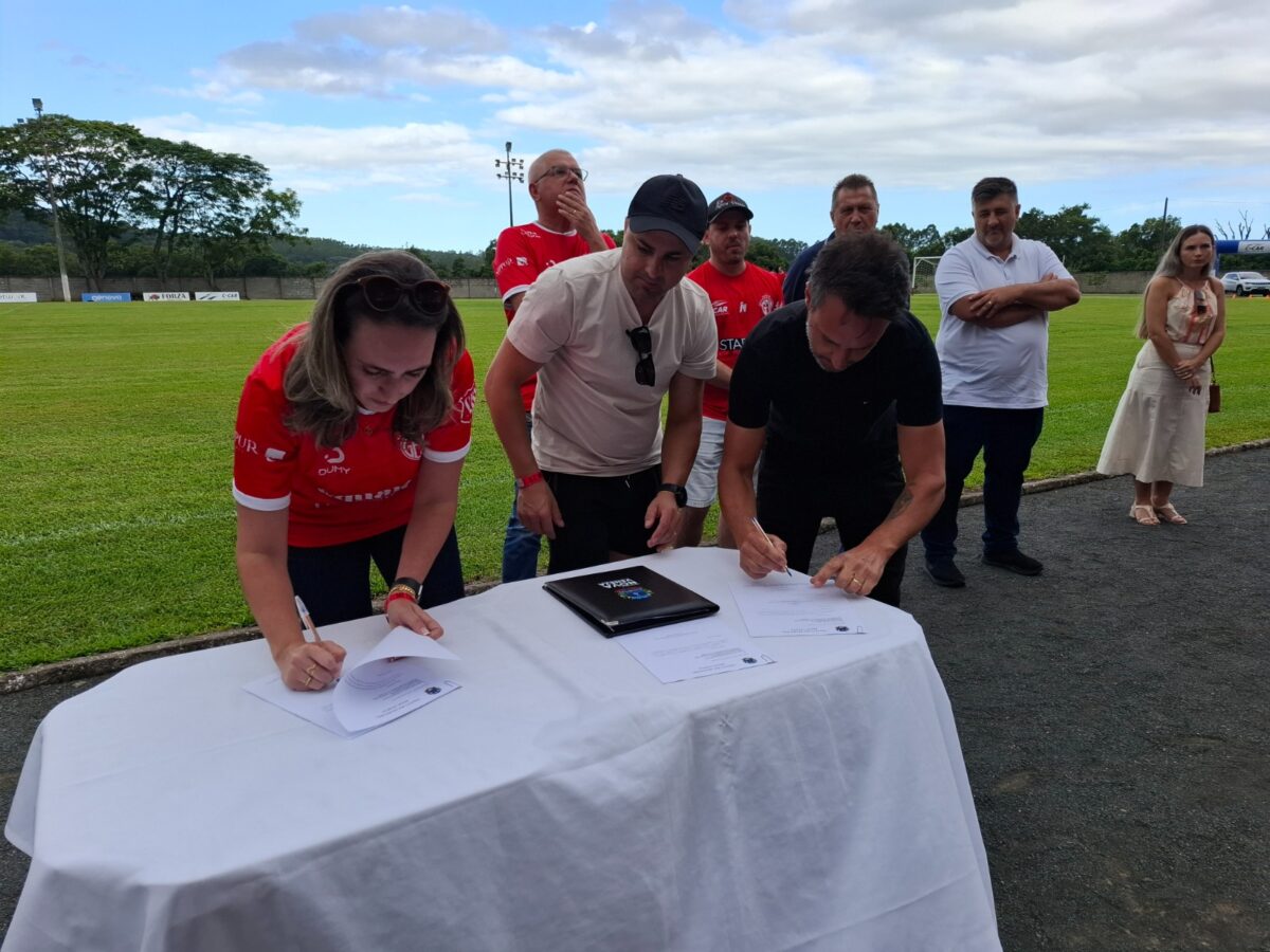 Nova Veneza investe mais de R$ 1 milhão em melhorias no Complexo Esportivo Antônio Amboni 3 Nova Veneza investe mais de R$ 1 milhão em melhorias no Complexo Esportivo Antônio Amboni