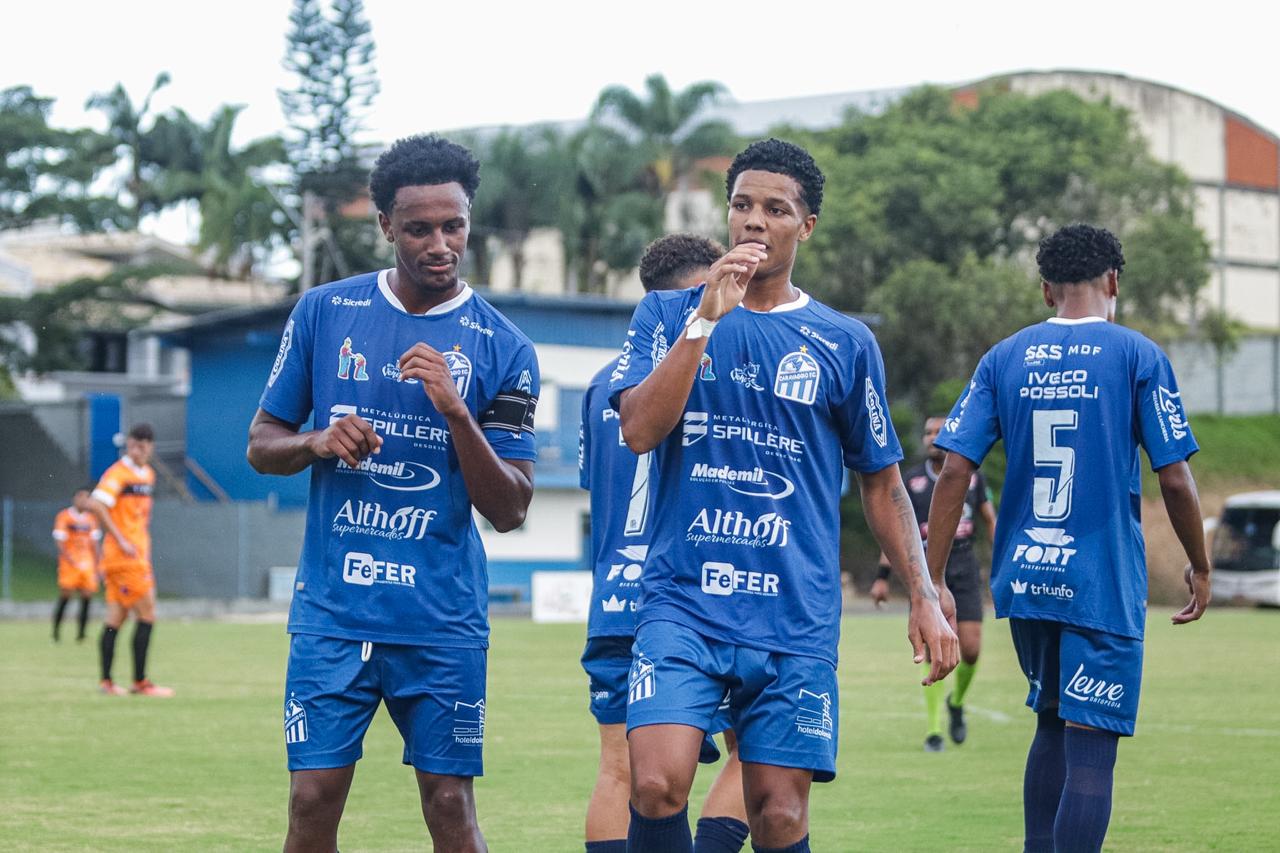 Caravaggio estreia com goleada no Catarinense Sub-21 5 Caravaggio estreia com goleada no Catarinense Sub-21