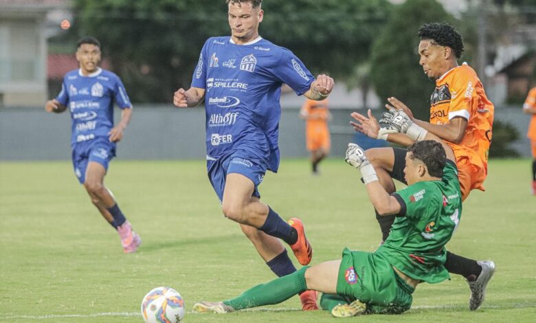 Caravaggio estreia com goleada no Catarinense Sub-21 3 Caravaggio estreia com goleada no Catarinense Sub-21