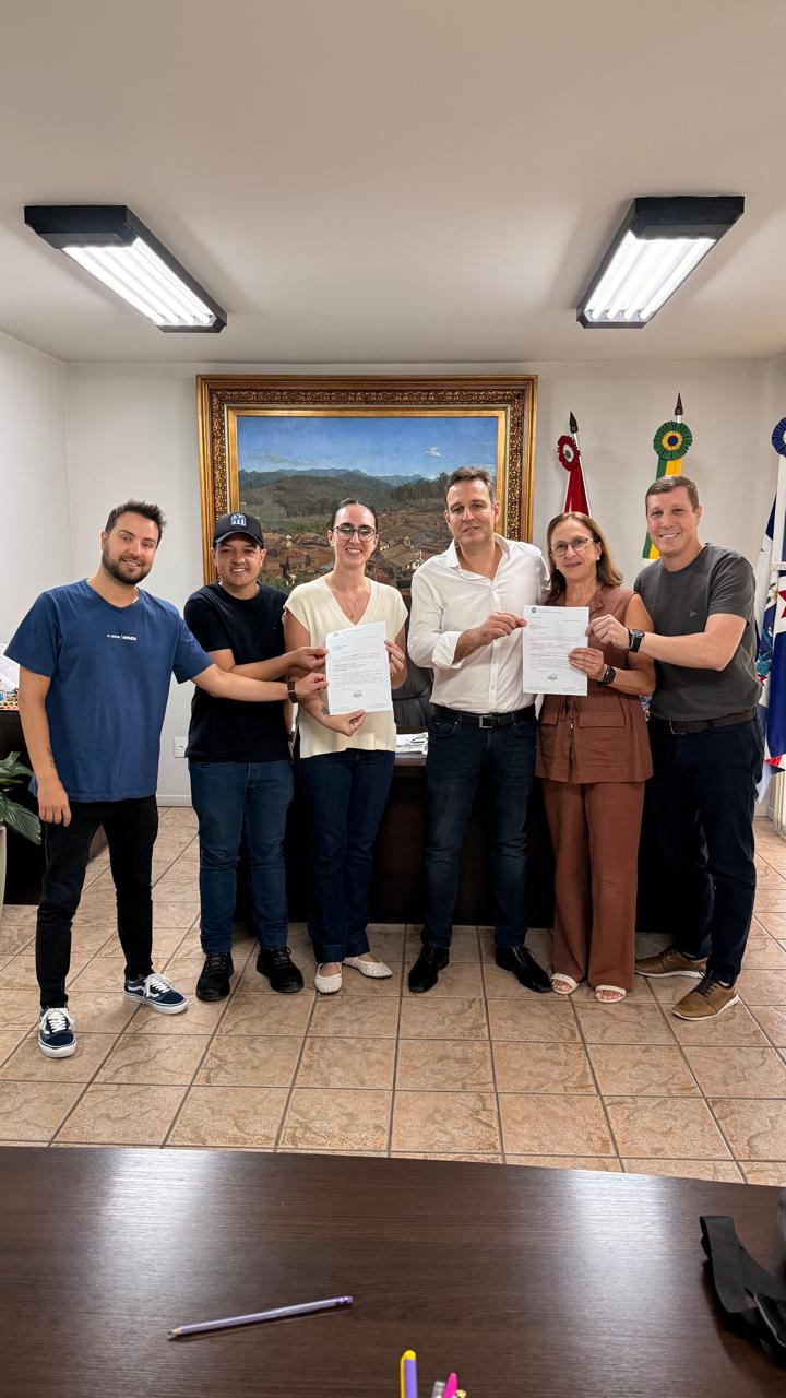 Menos Brasília, Mais Nova Veneza: Ricardo Guidi garante retorno de R$ 2 milhões dos impostos do cidadão do sul do estado 4 Menos Brasília, Mais Nova Veneza: Ricardo Guidi garante retorno de R$ 2 milhões dos impostos do cidadão do sul do estado