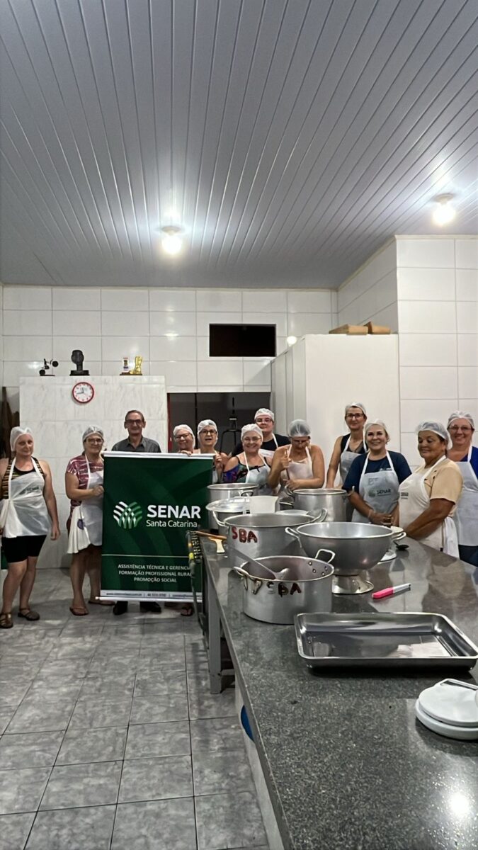 Curso de conservas valoriza setor rural e leva qualificação profissional em Nova Veneza