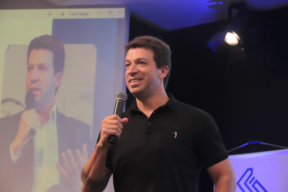 Ciência da Computação e Engenharia de Software recebem Aldo Garcia para aula inaugural