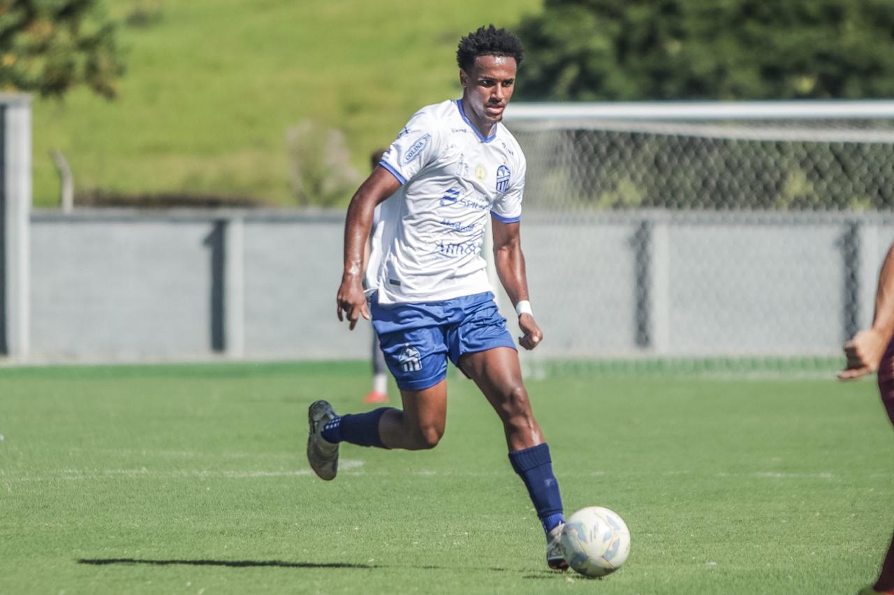 Caravaggio sofre revés no jogo de ida da final do Catarinense Sub-21