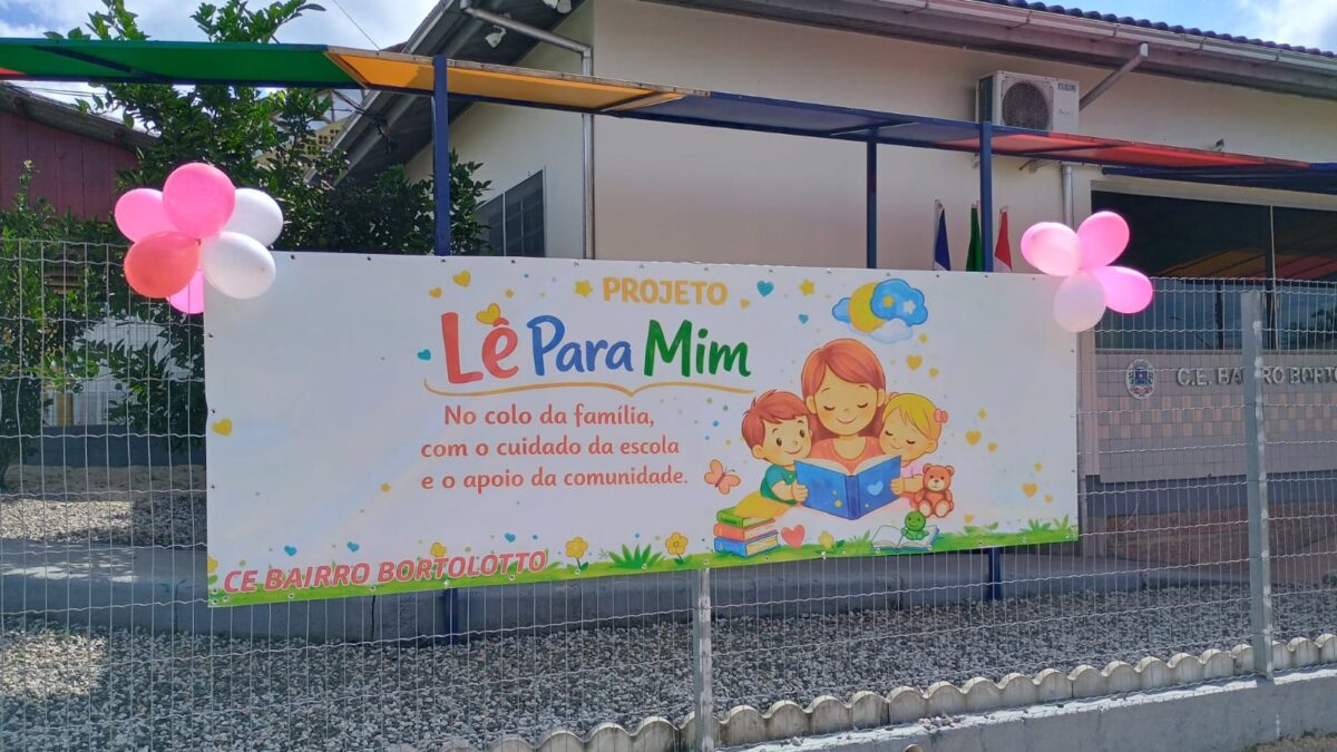 Lê para Mim: projeto incentiva hábito da leitura e leva momentos de afeto para alunos de Nova Veneza